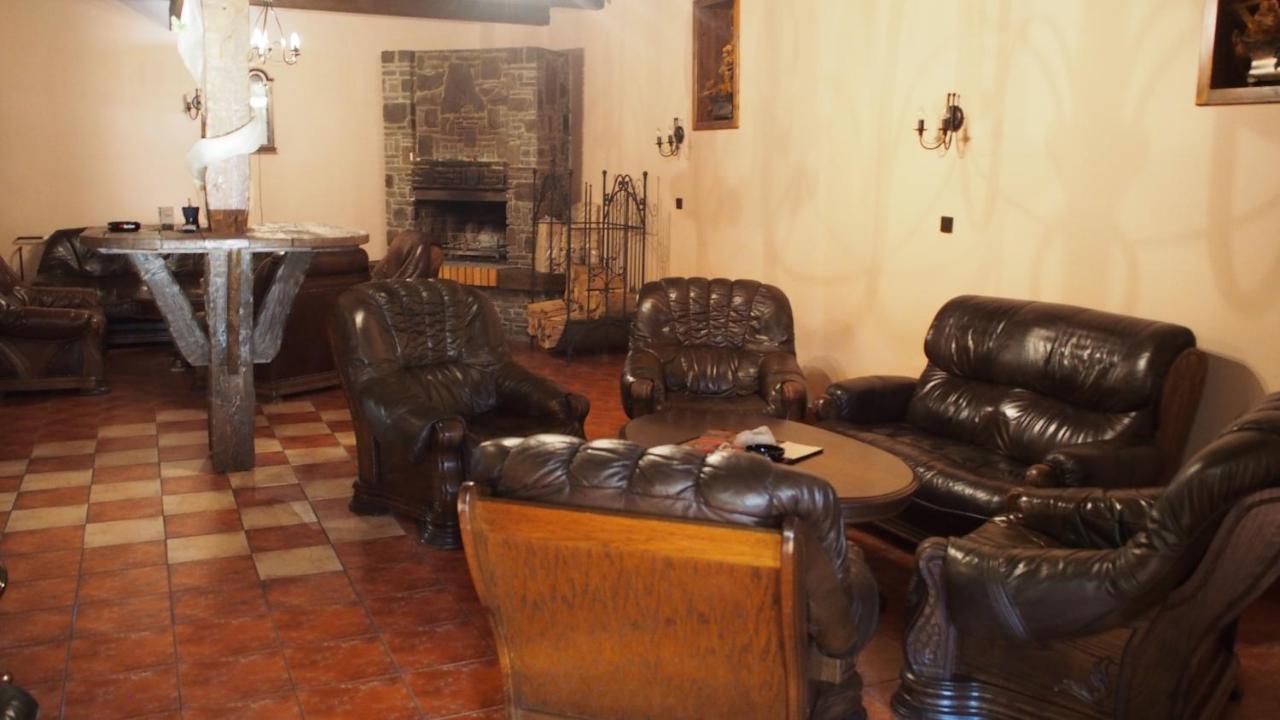 Hotel Slnecny Dvor Michalovce Luaran gambar
